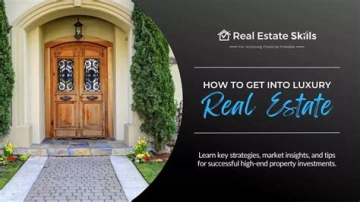 What should I major in if I want to get into real estate?