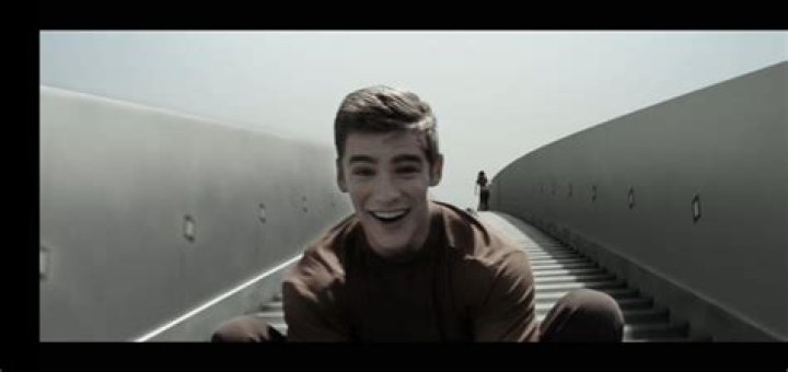 What was the first thing Jonas saw in elsewhere?