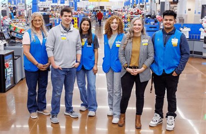 What weeks do Walmart employees get paid?