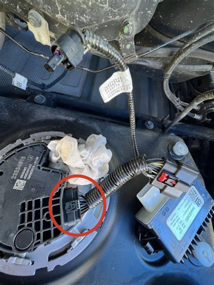 Where is fuse for boot on Vauxhall Astra?