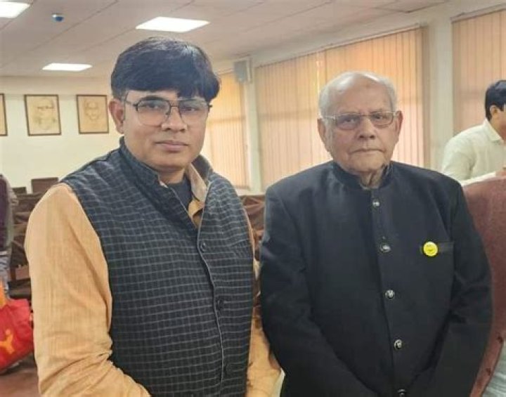 Who founded journalism?