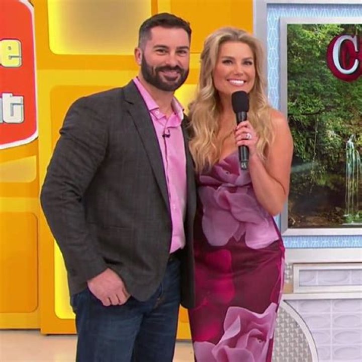 Who is Rachel Reynolds husband?