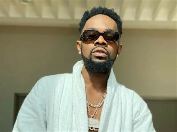 Who is the richest old rapper?