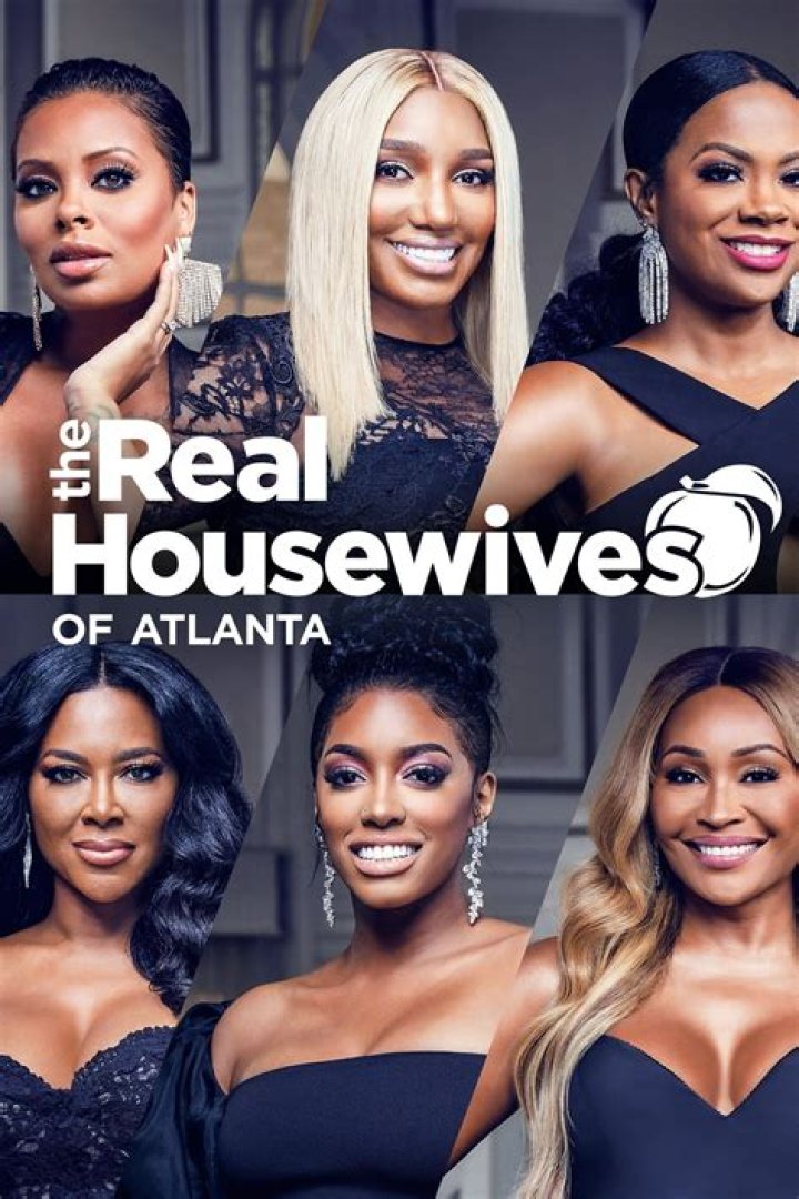 Why did Cynthia leave housewives?