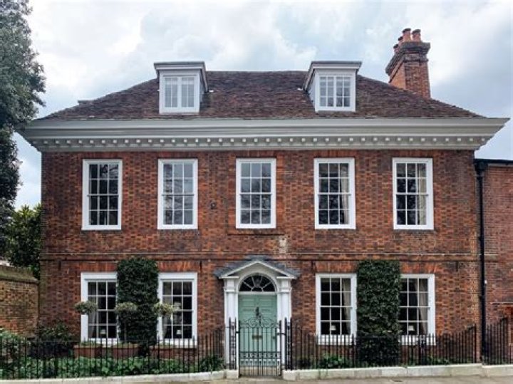 Why do UK houses have small windows?