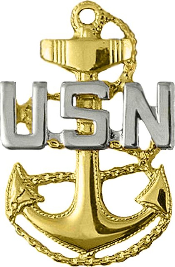 Why is the Anchor on the Marine Corps emblem called a fouled anchor?